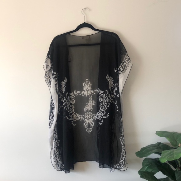 Band of Gypsies sheer black and white kimono - Picture 4 of 6